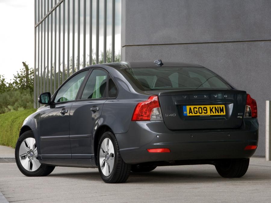  Volvo S40 DRIVe 2009 года  (UK) (фото 3 из 15)